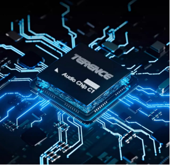 V30 Pro折疊鋼琴：技術加持，盡顯百元神機的實力派風范